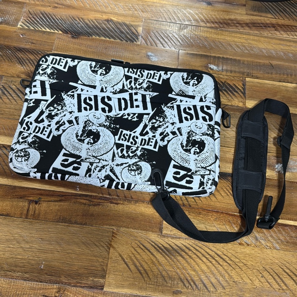 Isis Black & White Laptop Bag